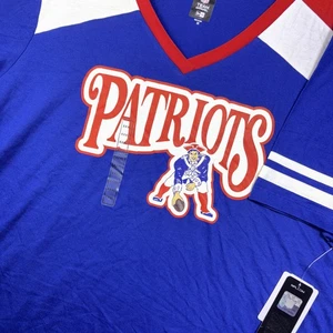 New Era New England Patriots T Shirt Women’s 3X NFL Pat Patriot Retro Logo NEW - Picture 1 of 9