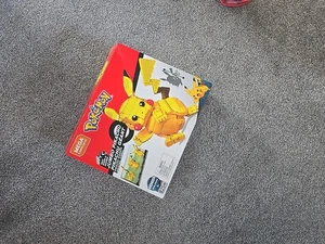 Mega Construx Pokemon Pikachu Jumbo 33cm Figur 8+, 825 Stück - Bild 1 von 4