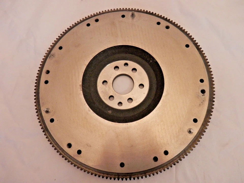 Nuevo volante estándar 1997-1998 2005-2008 Ford F150 4,2 L reemplaza F6TZ6375AA Foto 1 de 3