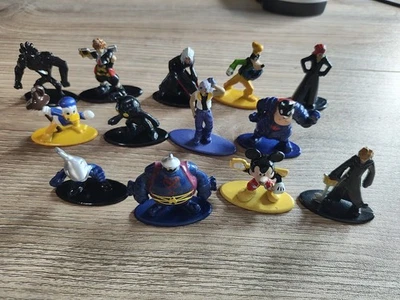12 mini figuras de metal Marvel Nano 1,65" 100 % metal fundido a presión Foto 1 de 4