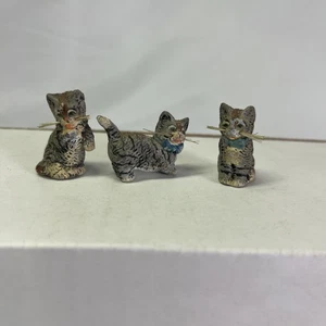 3 deutsche antike Mini Puppenhaus Kätzchen Katzen mit Schnurrhaaren Figuren Germany - Bild 1 von 11