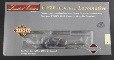 PROTO 2000 GP30 LE HO Locomotive 920-40151 N&W #558 Gothic Herald DCC & SOUND (7 - Image 1 of 3