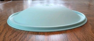 Vintage tupperware 1425-1 dome lid Seal Cover replacement MINT LETTUCE 8" - Picture 1 of 7