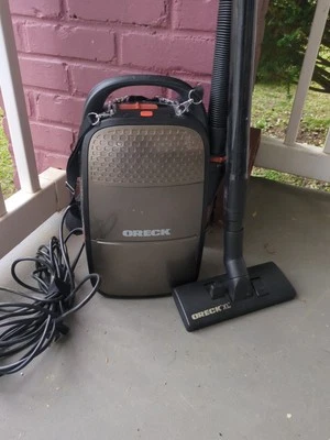Oreck Ultimate Vacuum CC-1400B Series - Image 1 of 4