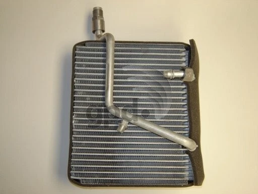 Global Parts A/C Evaporator Core for 1995-1997 INFINITI J30 4711703 - Image 1 of 4