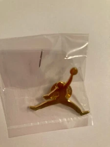 Michael Jordan Pins-5 Colors - Picture 1 of 22