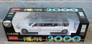 SUN STAR FORD LINCOLN  2000 LIMOUSINE NEW MILLENNIUM  EDITION   1:18 SCALE NEW