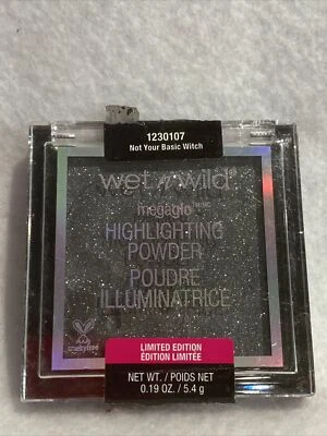 Polvo iluminador Wet n Wild megaglo #1230107 no es tu bruja básica Foto 1 de 4