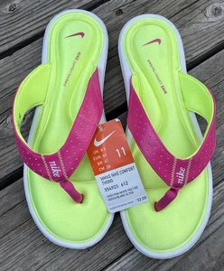 ¡NUEVO CON ETIQUETAS! Nike Comfort Tanga Mujer 11 Sandalias Rosa Vivo/Blanco-Voltio Hielo 354925 612 - Imagen 1 de 8