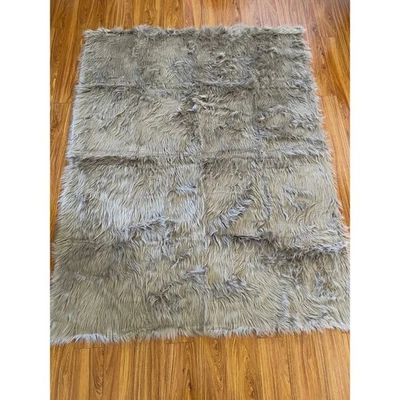 Alfombra suave mullida de piel sintética gris sofá salón dormitorio 5’ x 6,5’ Foto 1 de 4