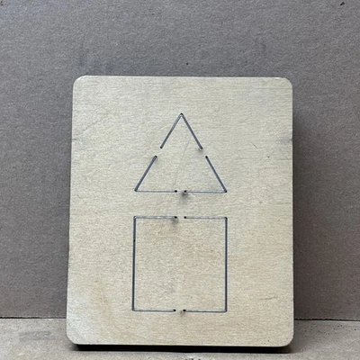1 Ellison AccuCut Die 6" x 5", Triangle and Square - Image 1 of 3