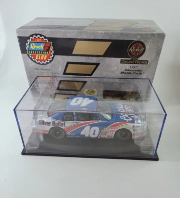 Bobby Gordon #40 Coors Light 1997 Chevrolet 1:24 Revell Collection Club 6535 - Изображение 1 из 4