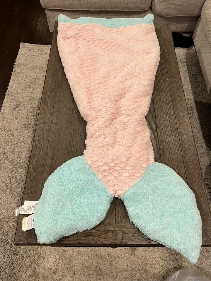 Authentic Kids Plush Mermaid Tail Green And Pink Sleeping Bag Blanket - Image 1 of 1