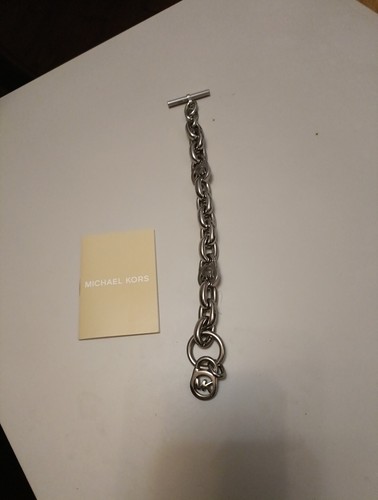 Michael Kors Bracciale a maglie tono argento grosso con custodia