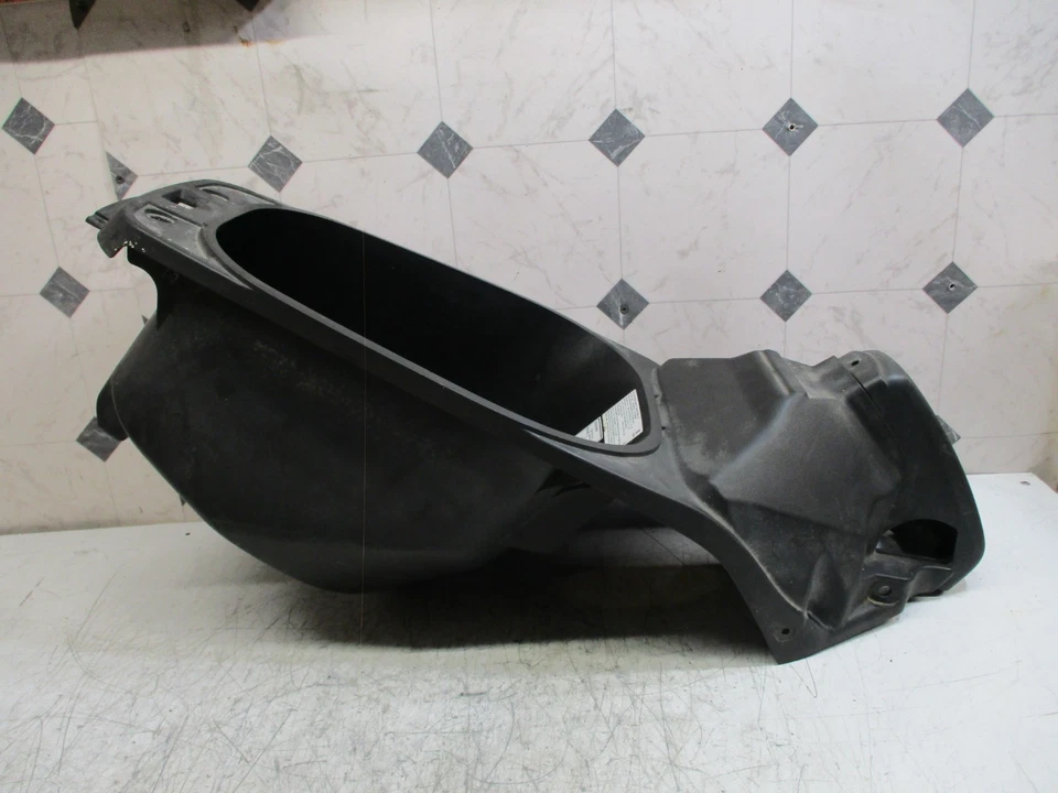 Yamaha Zuma yw125 2011 11 2009 - 2014 Under seat storage box compartment. - Image 1 of 4