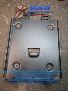 Support de coffre Motorola HLN7003A Quick Release pour radio APX haute puissance OCCASION - Photo 1/4