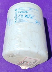 AUTO0020 - DONALDSON P556007 Oil Filter - New Old Stock - Picture 1 of 4