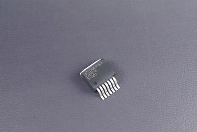 LM2676S-ADJ/NOPB Texas Instruments Switching Regulator Adjustable 3A TO-263 NOS - Image 1 of 4