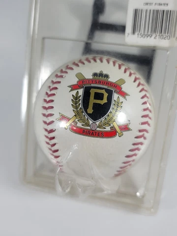 Pittsburgh Pirates Baseball - History Crest Logo Ball - Vintage Fotoball USA Cover