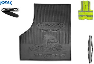 Alfombrilla de goma lado derecho con logotipo negro para Freightliner Cascadia 2008-2017 Foto 1 de 4