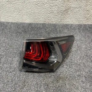 2016-2020 LEXUS GS350 REAR RIGHT OUTER STOP BRAKE TAILLIGHT TAILLAMP OEM - Picture 1 of 10