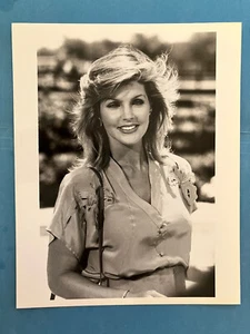Priscilla Presley, foto originale d'epoca stampa headshot - Foto 1 di 2