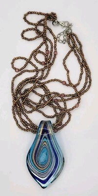 Colgante lágrima azul iridiscente de vidrio artístico cadena de semillas de vidrio de cobre Foto 1 de 4