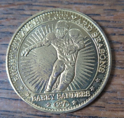 1997 年巴里·桑德斯 NFL Pinnacle QB 俱乐部硬币 8 直 100 码季节 — 第 1/2 张图片