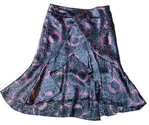 Rampage size 6 Mermaid Skirt Black Magenta Pink Floral Side Zip - Picture 1 of 3
