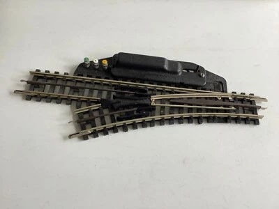 ✅Trix Express 4361 H0/DC 1 x Elektrische Weiche Links (DN28-8R2/4/1)-1 - Bild 1 von 2