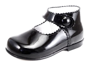 DE OSU/FARO-Spain -Baby Girls Black Patent Leather Dress Shoes -European -Sz 4-6 - Picture 1 of 6