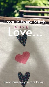 hearts appliqué table runner white handmade new love - Picture 1 of 2