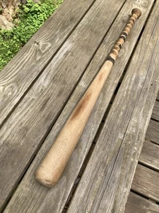 Vintage Hillerich and Bradsby Baseball Bat - Picture 1 of 5