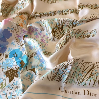 迪奥丝绸围巾 29 英寸花卉植物草米色蓝色优雅 — 第 1/4 张图片