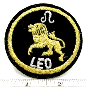 Vintage Leo Lion Jacket Patch Badge Zodiac Astrology Flocked 1970's July August - Picture 1 of 3