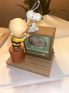 Peanuts Gallery Water Globe "When life gets fuzzy” - Picture 1 of 8