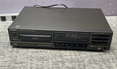 Vintage Technics SL-PG300 Compact Disc Player Tested and Working 86789 - Image 1 of 4