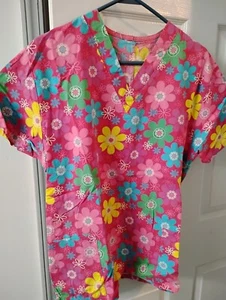 Basic 2 Pocket Pink Floral Scrub Top Size M - Picture 1 of 1
