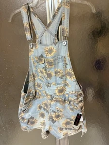 Damen No Boundaries Distressed Denim Sonnenblumen Shortalls Gr. M (7-9) - Bild 1 von 2