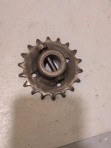 Murray 90005928 Craftsman Snowblower Steel Track Drive 18 Tooth Sprocket - Picture 1 of 2