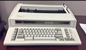 IBM Wheelwriter 1000 By Lexmark Typewriter,  Machine Type 6781-024 (TESTED) - Picture 1 of 2