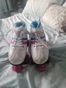 Size 3 Roller Skates Girl - Picture 1 of 5