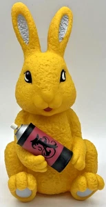 KIDROBOT x LADY AIKO Edición Limitada Conejo Amarillo y Pintura en Aerosol 8" Juguete de Vinilo - Imagen 1 de 11