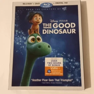 The Good Dinosaur (Blu-ray, 2015) + DVD+ Digital Family Adventure Bonus Extras - Imagen 1 de 4