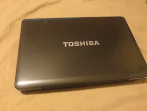 15.6” Toshiba Satellite L505D-S5983 AMD Athlon II 3GB RAM 320GB HDD For Parts - Picture 1 of 4