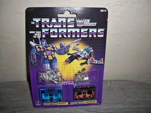 Hasbro Transformers Frenzy and Laserbeak - G1 Walmart 2018 USA - Picture 1 of 2