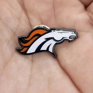 National Football League (NFL) Denver Broncos Team Logo Pin - Picture 1 of 1