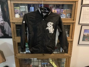 Vintage Chicago White Sox MAJESTIC AUTHENTIC BLACK Nylon Bullpen Jacket SZ Youth M - Bild 1 von 13