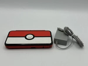 Nintendo 2DS XL Pokemon Pokeball Edition Console USA Version JAN-001 - Bild 1 von 7