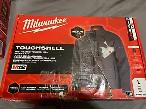 Milwaukee M12 Tough Shell Heated Jacket Kit. Battery and Charger included. - Picture 1 of 2